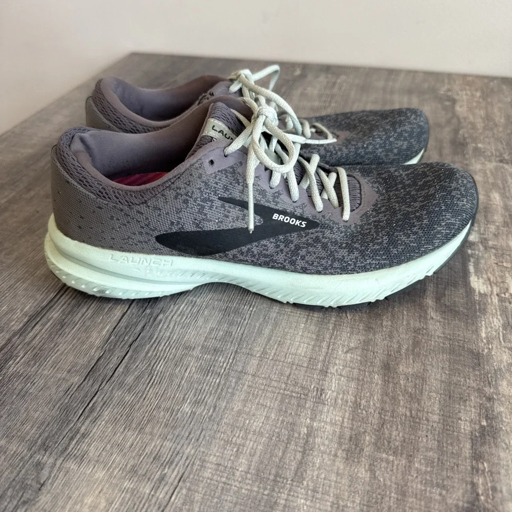 Brooks Launch 6 Gray Mint Green Aqua Womens Size 8 Running Walking Shoes